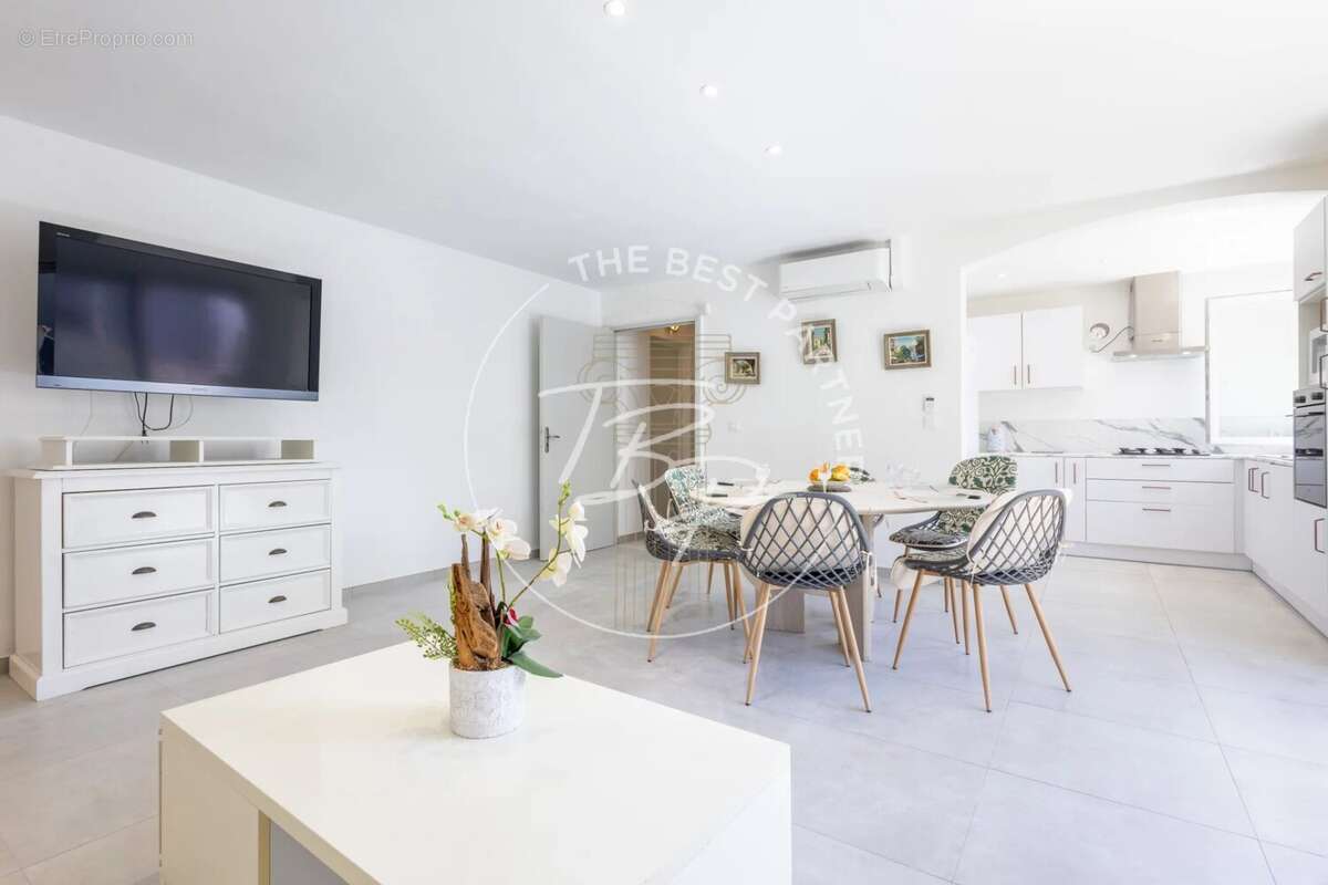 Maison à VALRAS-PLAGE