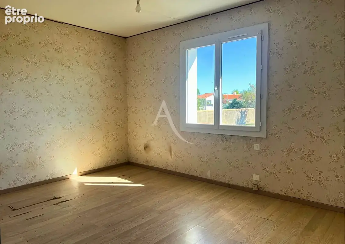 EXCLUSIVITÉ- Maison de plain-pied avec jardin et garage - Bouin. - photo 8