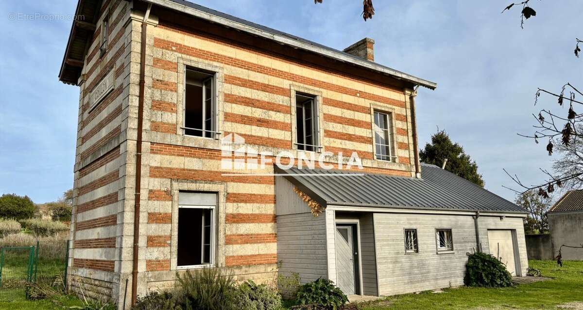 Commune de COULON proche Niort - photo 5