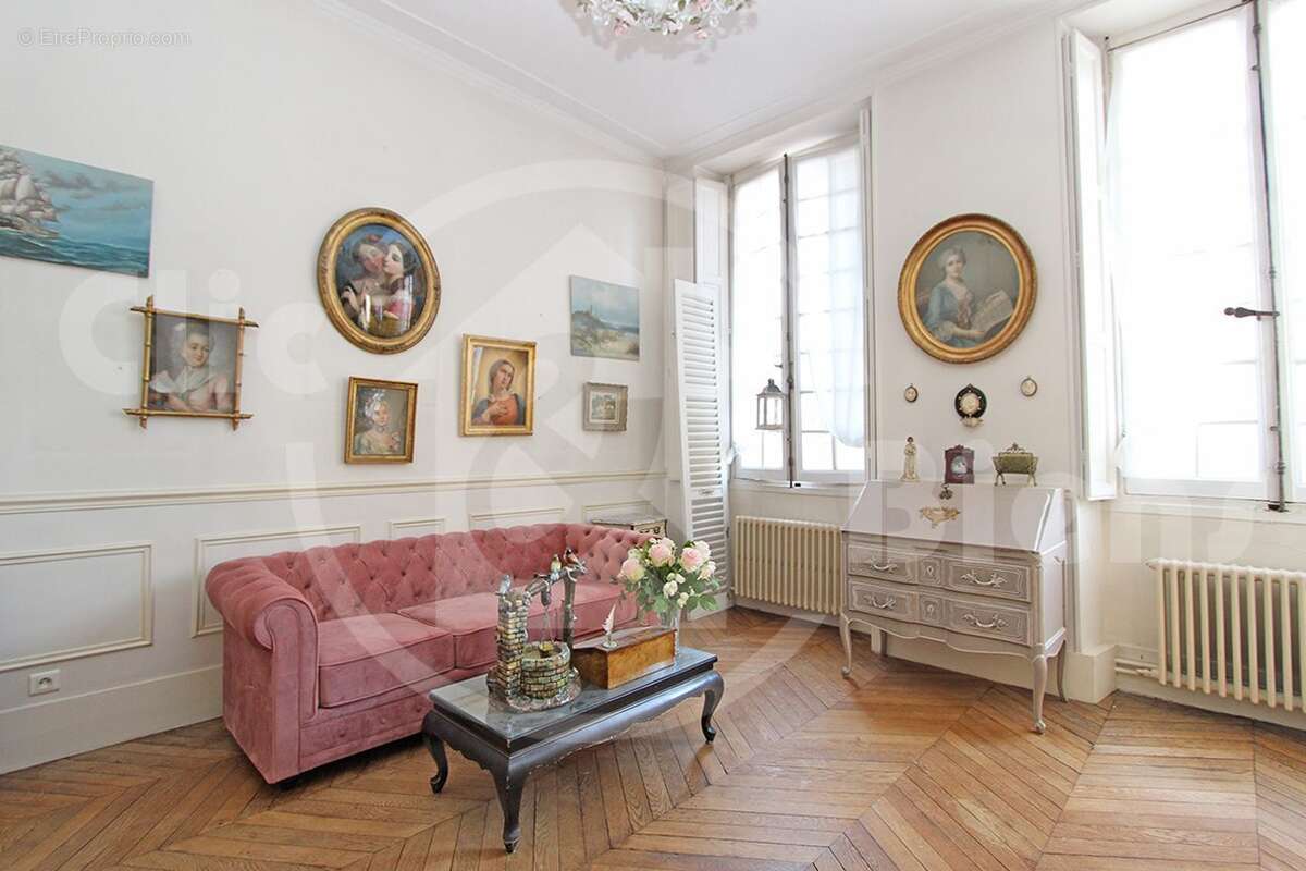 Appartement à VERSAILLES