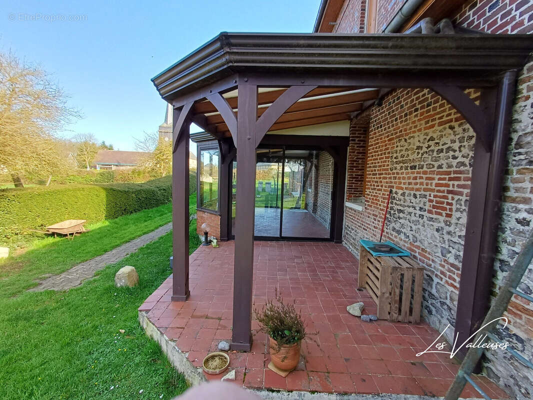 Maison à CROPUS