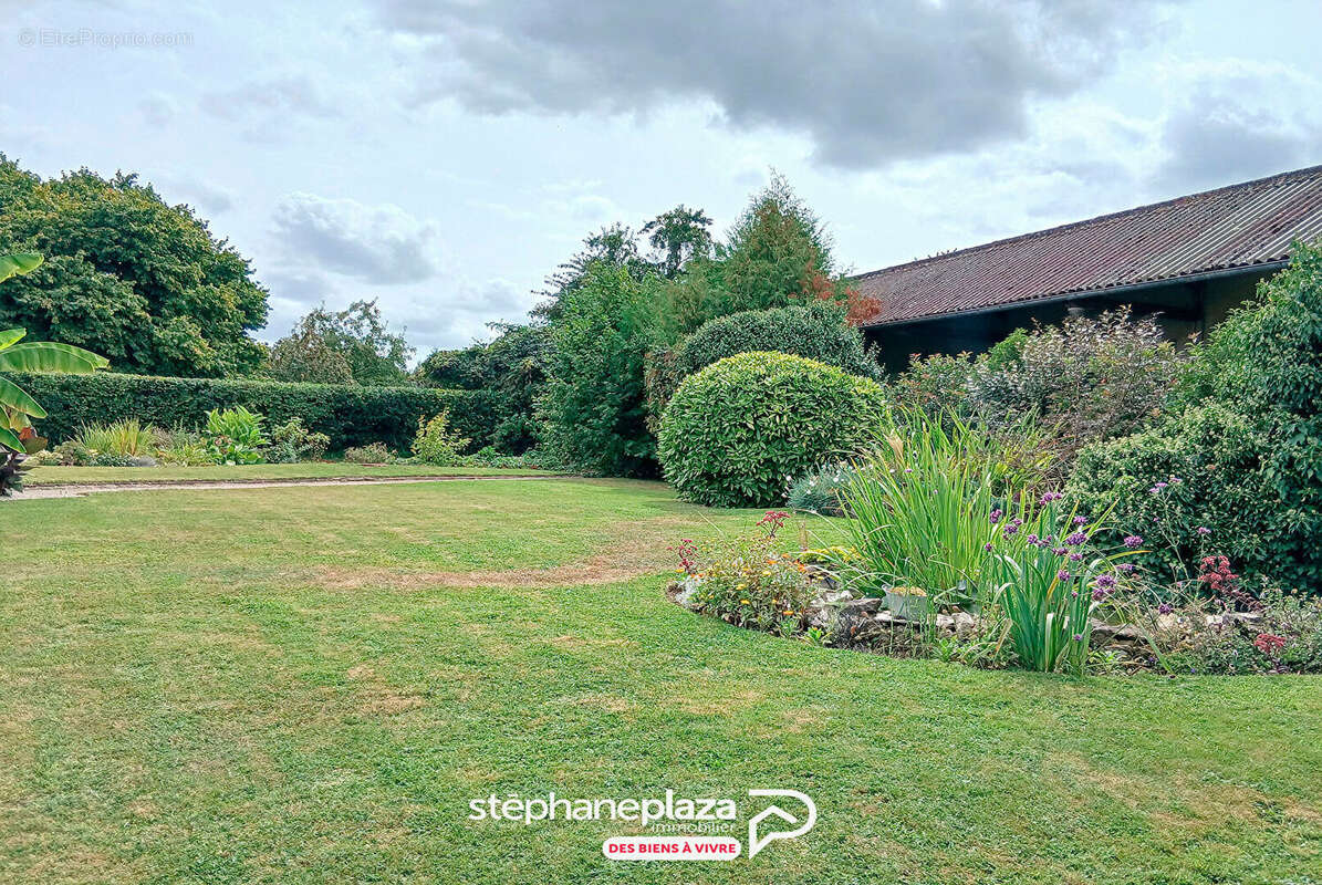 Maison à FORGES-LES-EAUX