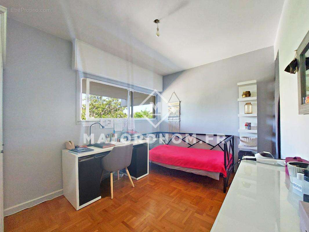 Appartement à MARSEILLE-9E