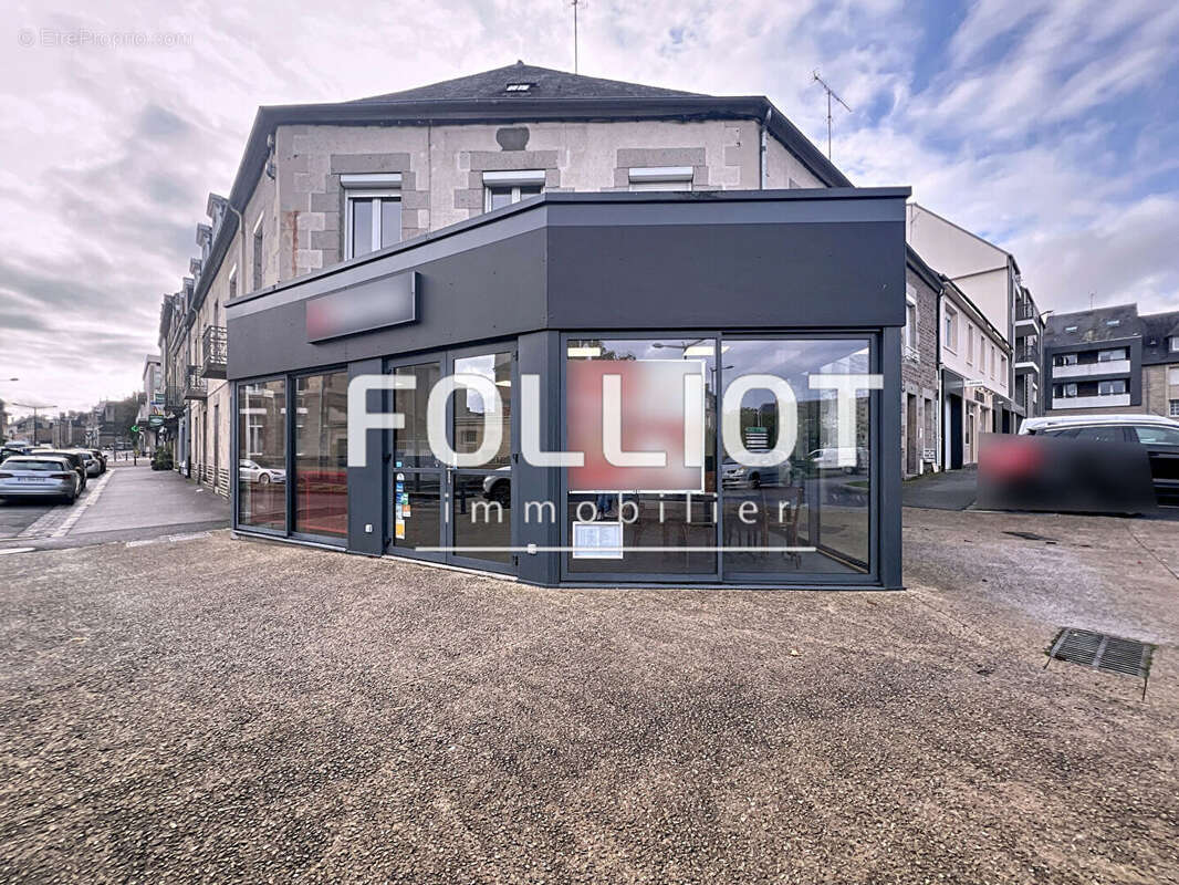 Commerce à FOUGERES