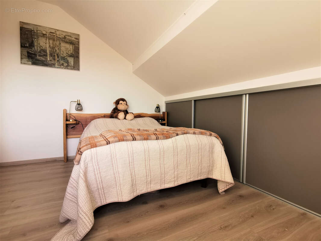 Appartement à POISY