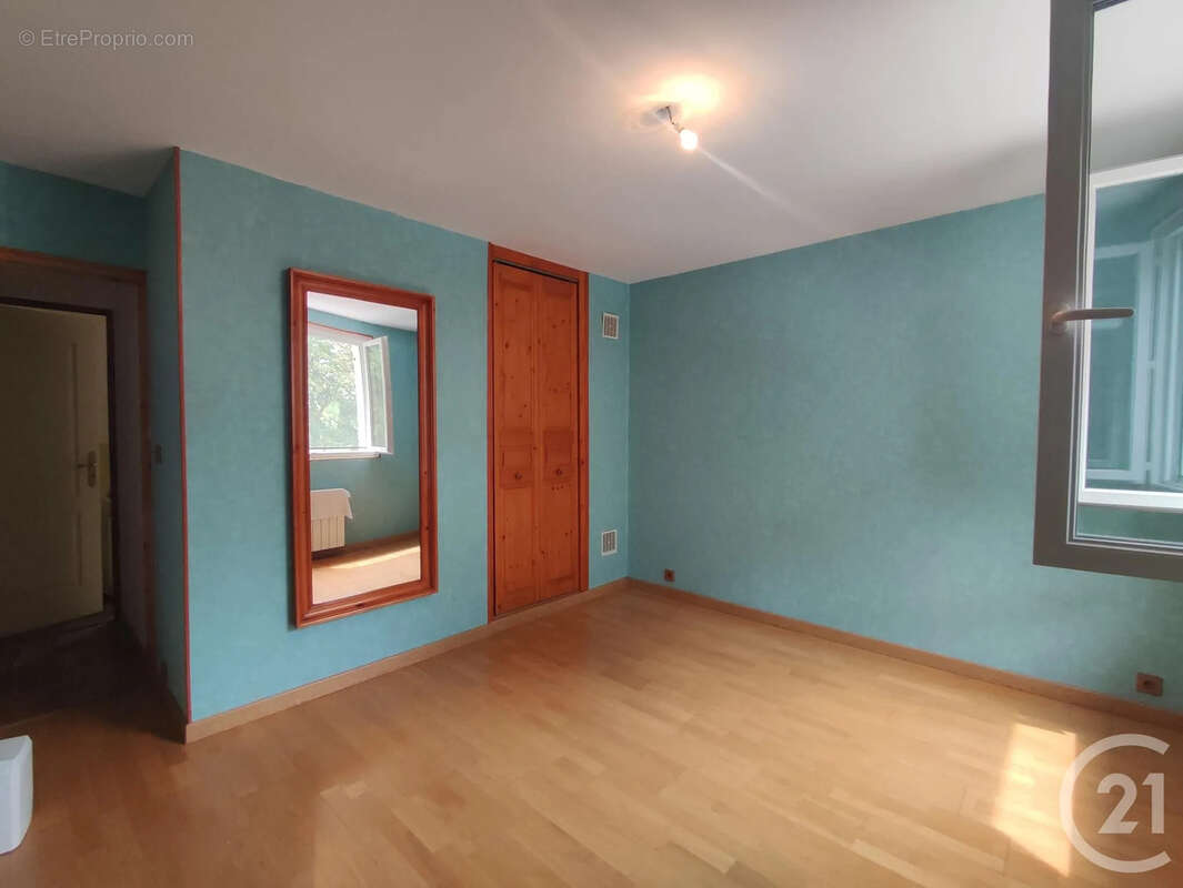 Maison 115 m² à Saint-Amand-En-Puisaye  - photo 8