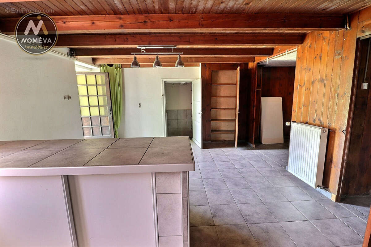 Maison Montregard 9 pièce(s) 163 m2 - photo 9