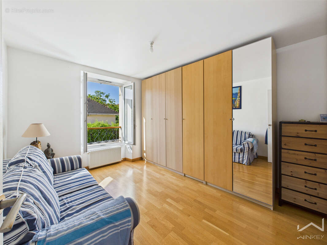 Appartement à VILLENEUVE-LE-ROI