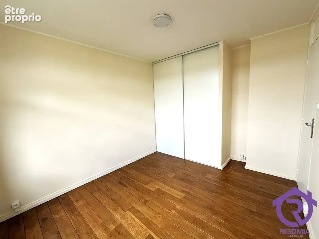 Appartement 4 pièces de 57 m² à CHATILLON - photo 8