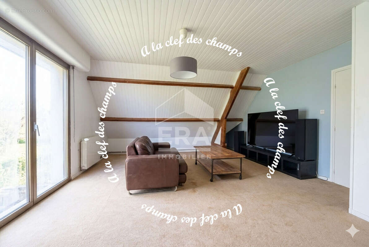 Maison à SAINT-REMY-LES-CHEVREUSE