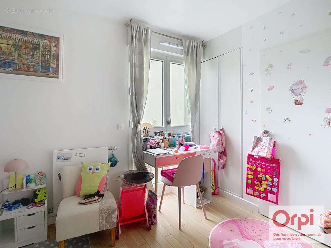 Appartement à ISSY-LES-MOULINEAUX