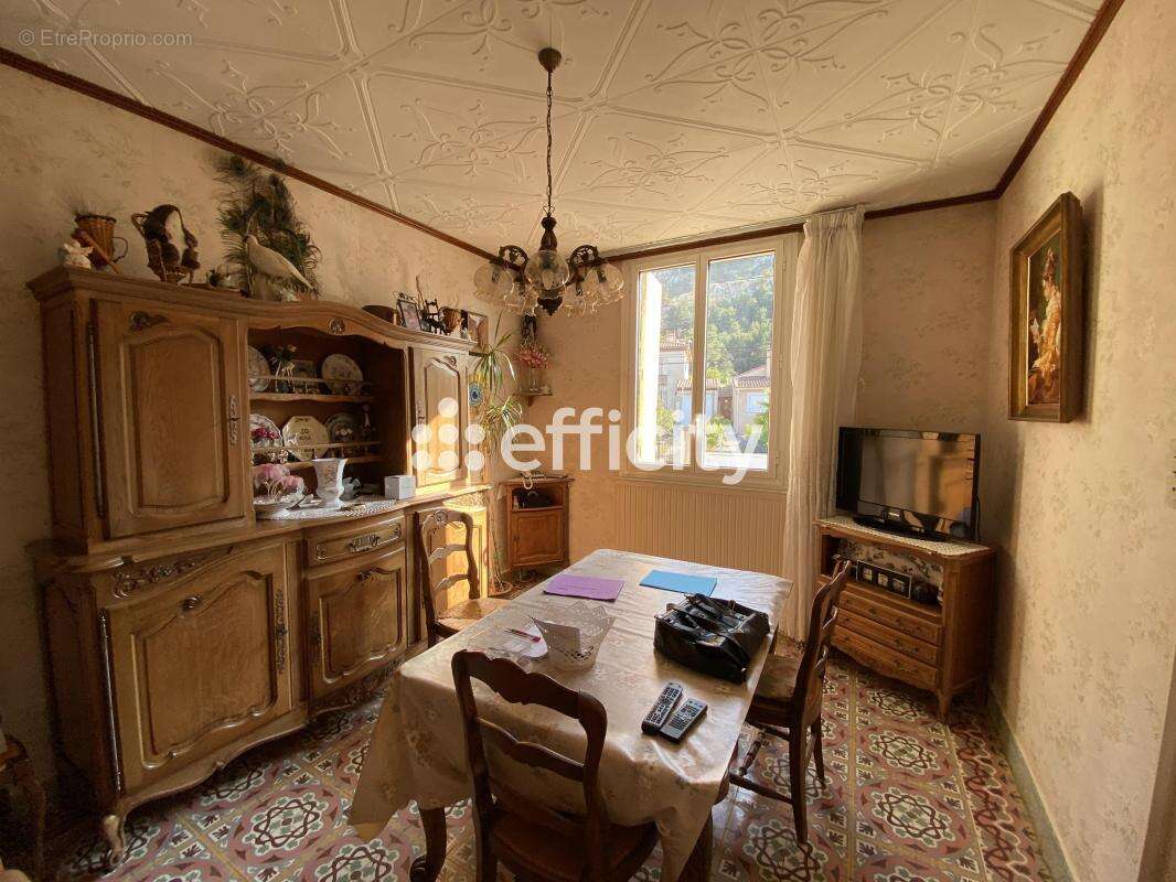 Maison à MARSEILLE-9E