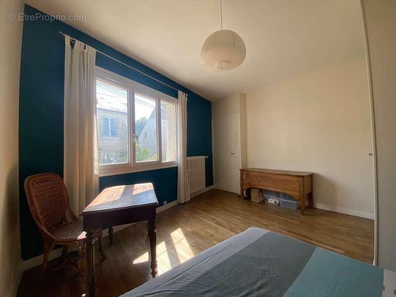 Appartement à SAINT-CYR-SUR-LOIRE