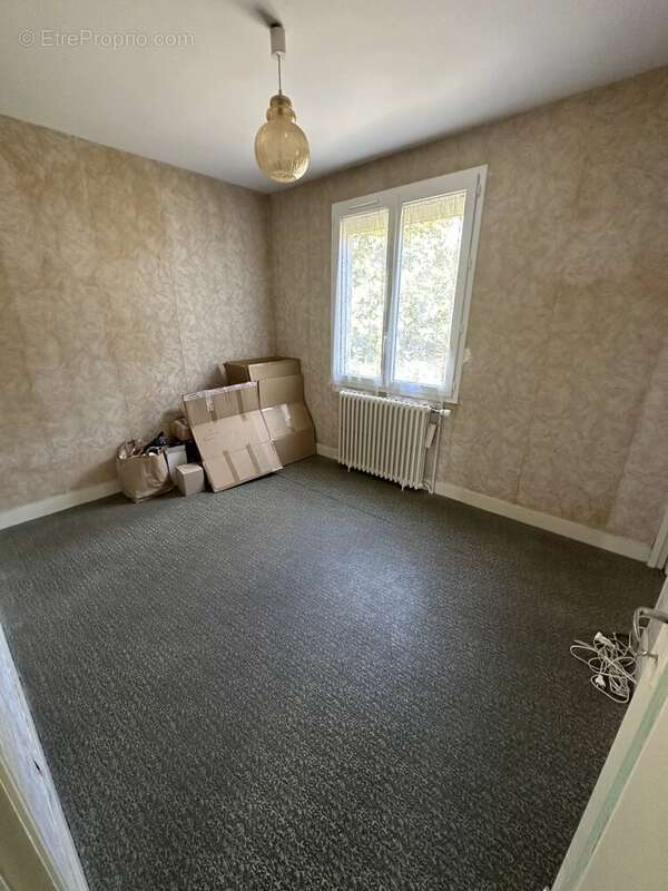Pavillon sur sous-sol 5 pièces 75 m²,  piece de vie possible 40 m² - photo 12