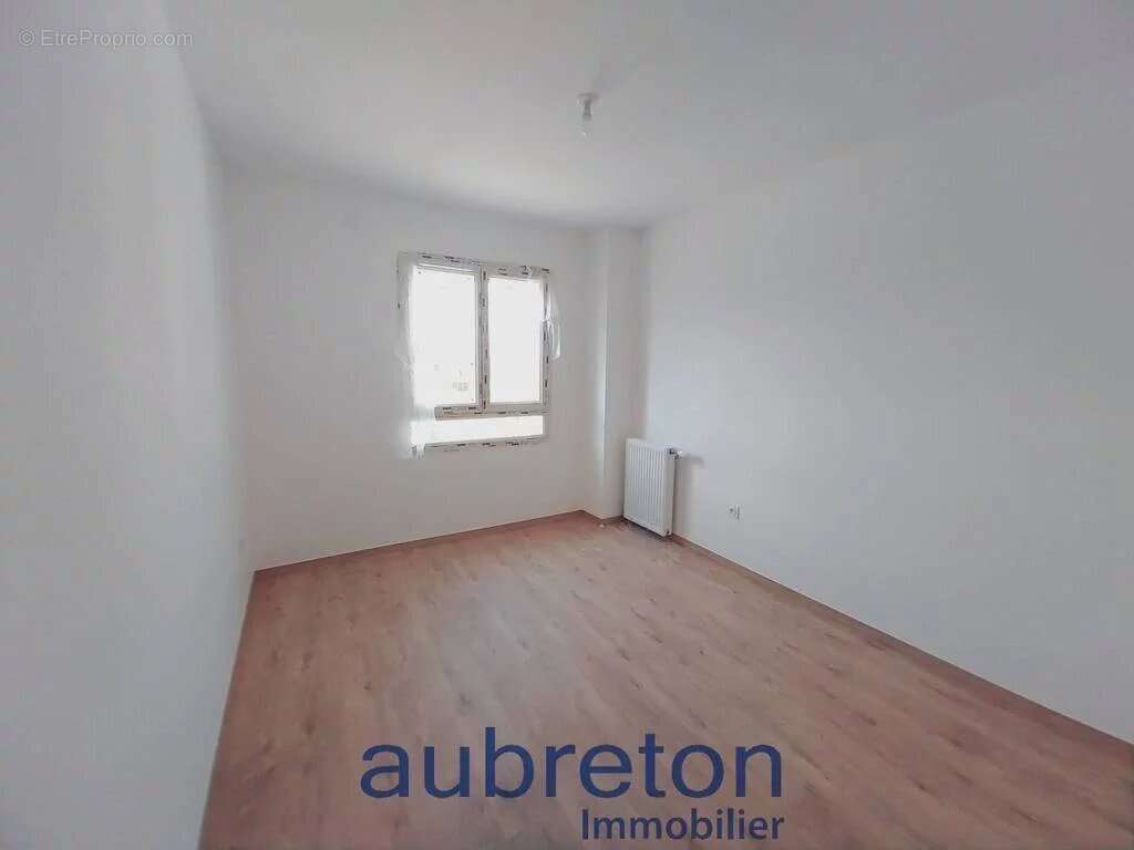 Maison à COGNIN-LES-GORGES