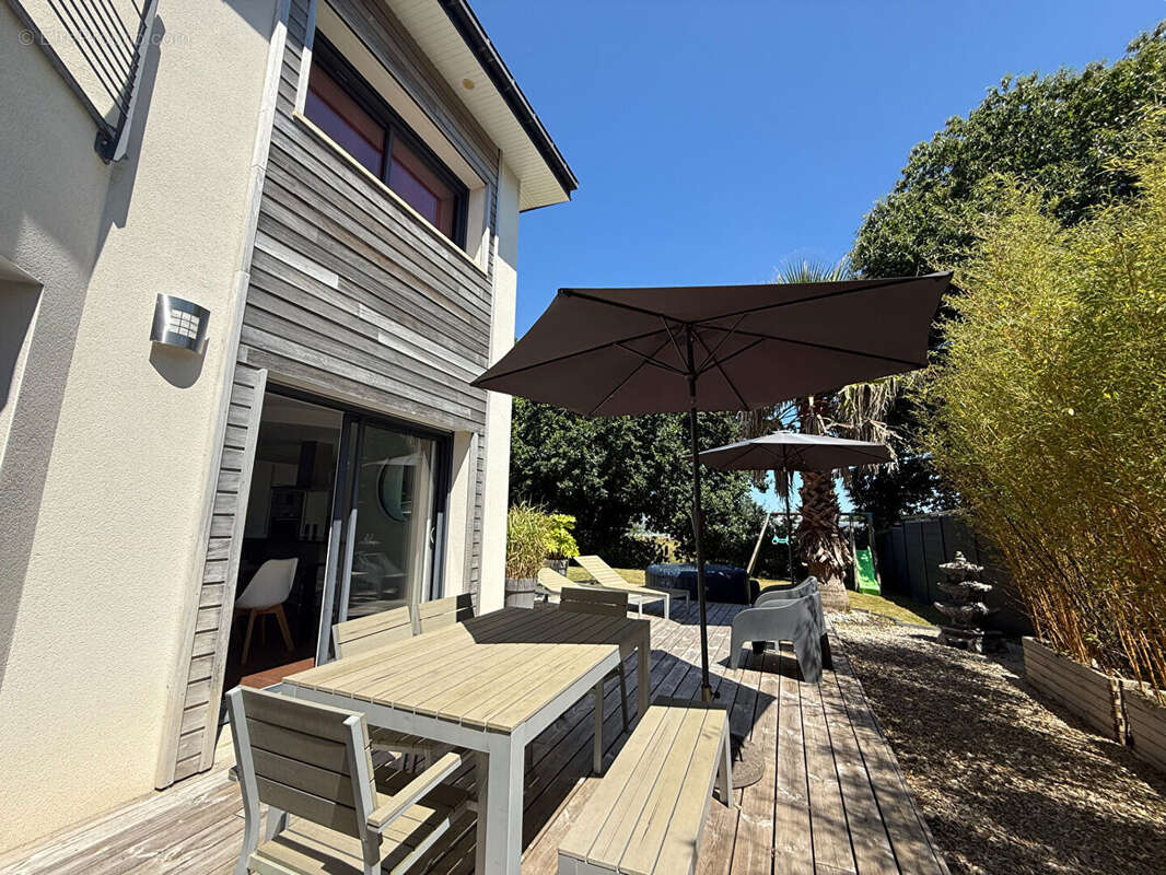 Maison à LE RELECQ-KERHUON