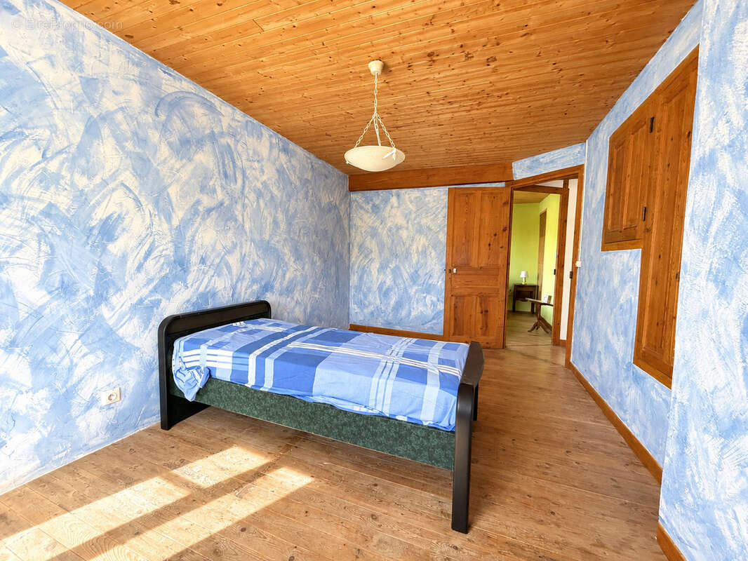 Maison de caractère avec potentiel - photo 5