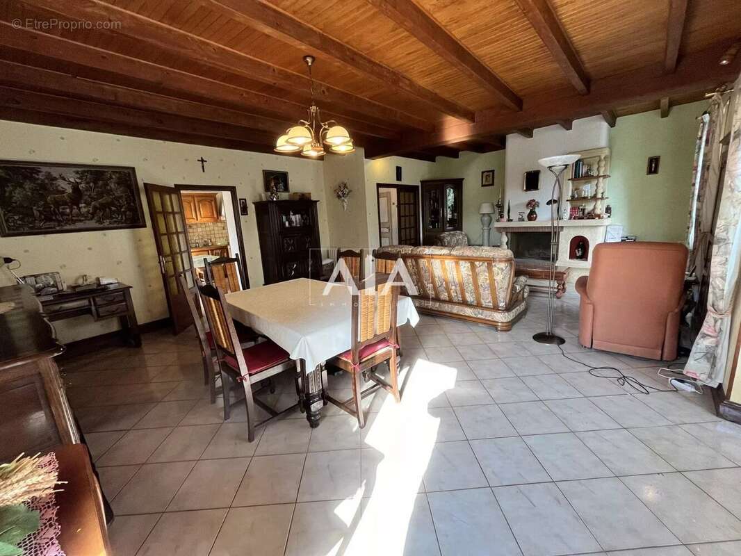 Maison à VILLEFAGNAN