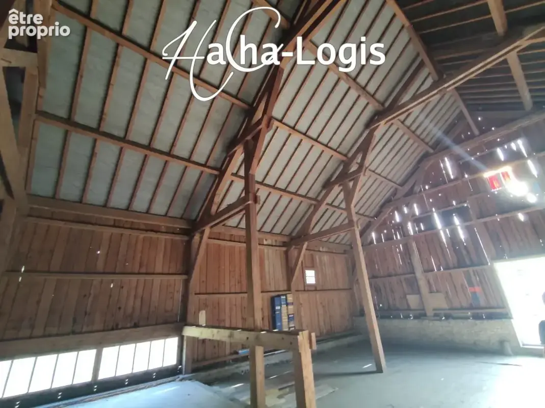 Exclusivité : Grande maison de 500 m2 sur 3 hectares de terrain, DPE en C ! - photo 12