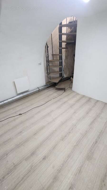 Commerce à PARIS-7E