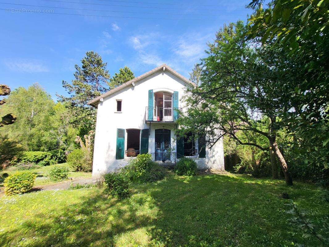 Maison à SACLAS