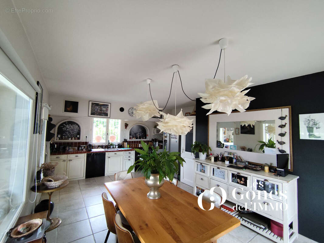 Maison à FRANCHEVILLE