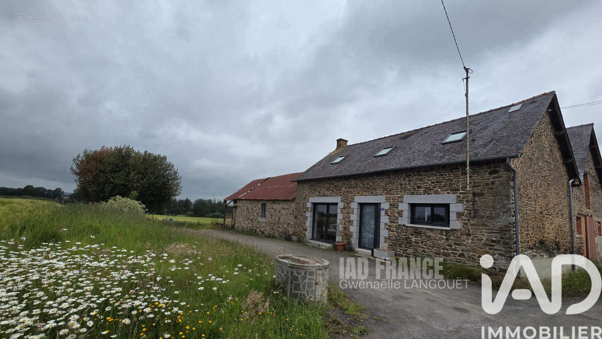 Photo 4 - Maison à LA CHAPELLE-JANSON