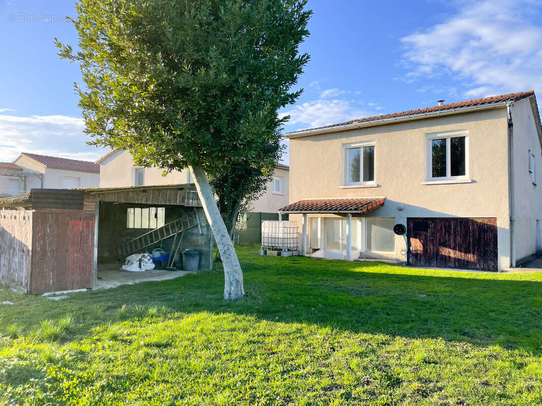 Maison à LE PASSAGE