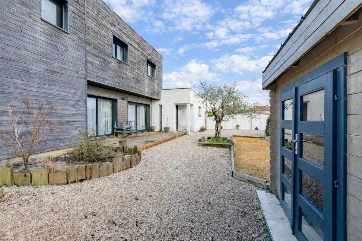 Maison à TERGNIER