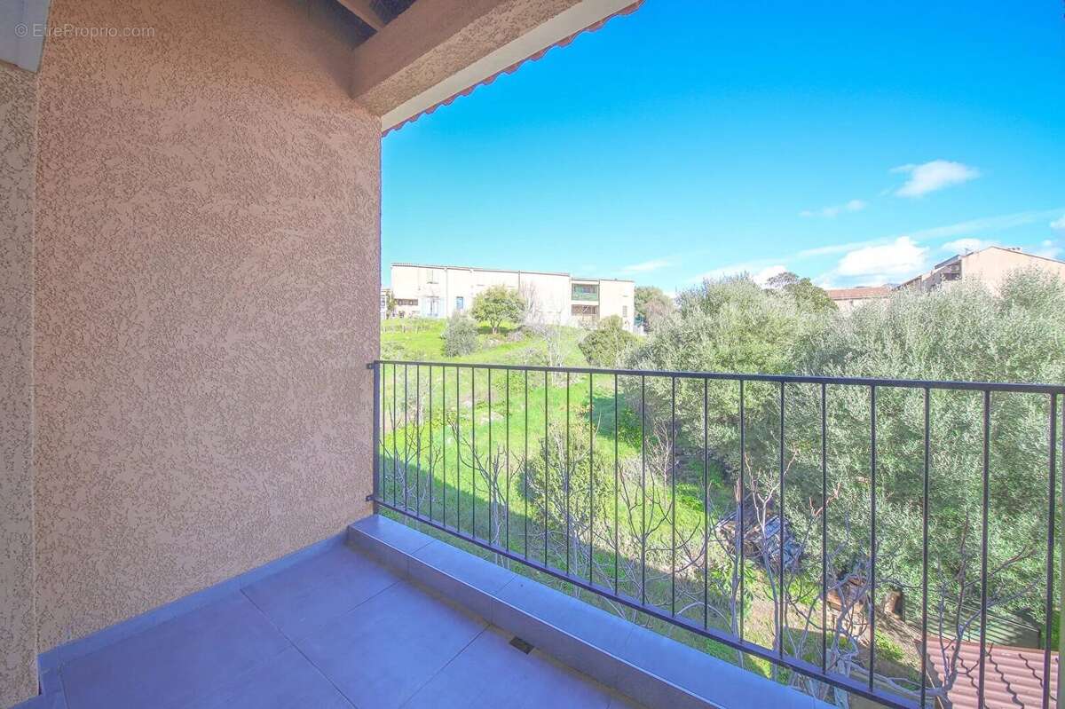 Appartement à SAINT-FLORENT