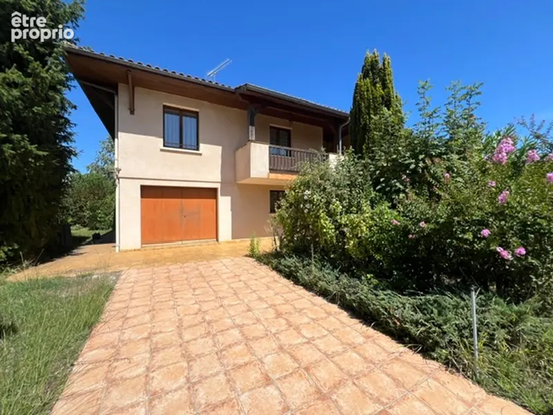 Maison à AIGUILLON