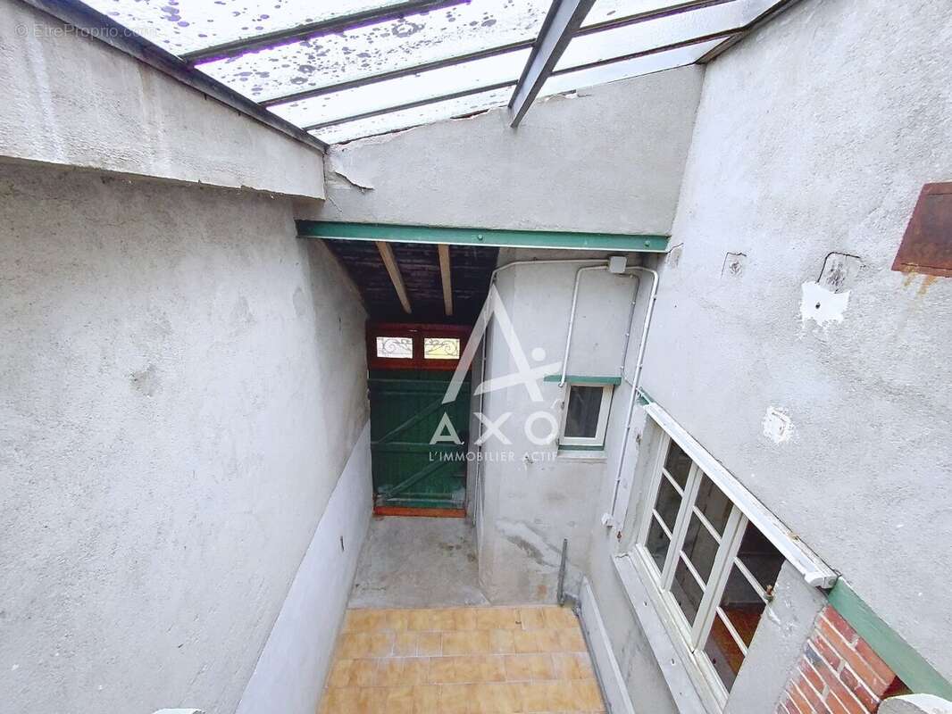 Coullons maison de ville idéal famille ou futur commerce - photo 10