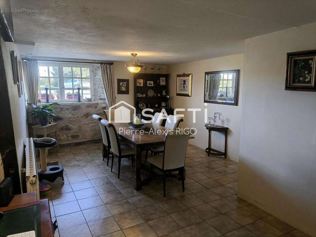 Photo 6 - Maison à SERRES-ET-MONTGUYARD