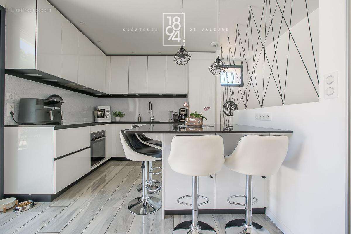 Appartement à MARSEILLE-13E