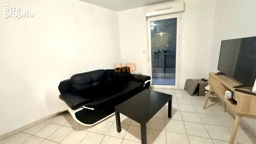 T2 50 m² avec terrasses et 2 parkings quartier hôpitaux facs - photo 3