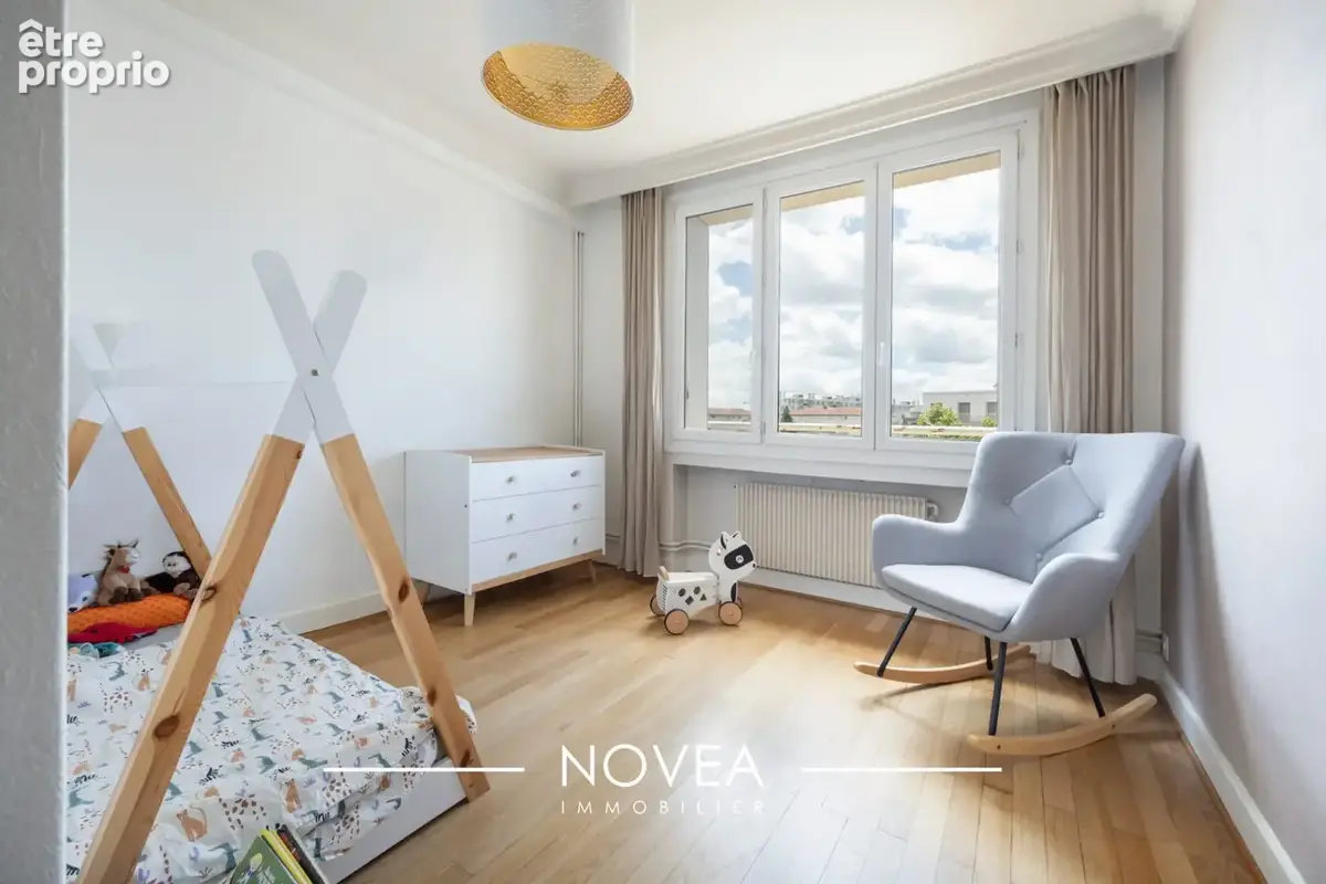 Appartement 80 m² à Lyon-8e  - photo 9