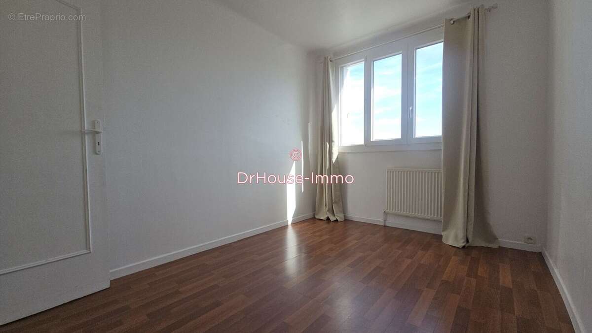 Appartement à MANTES-LA-VILLE