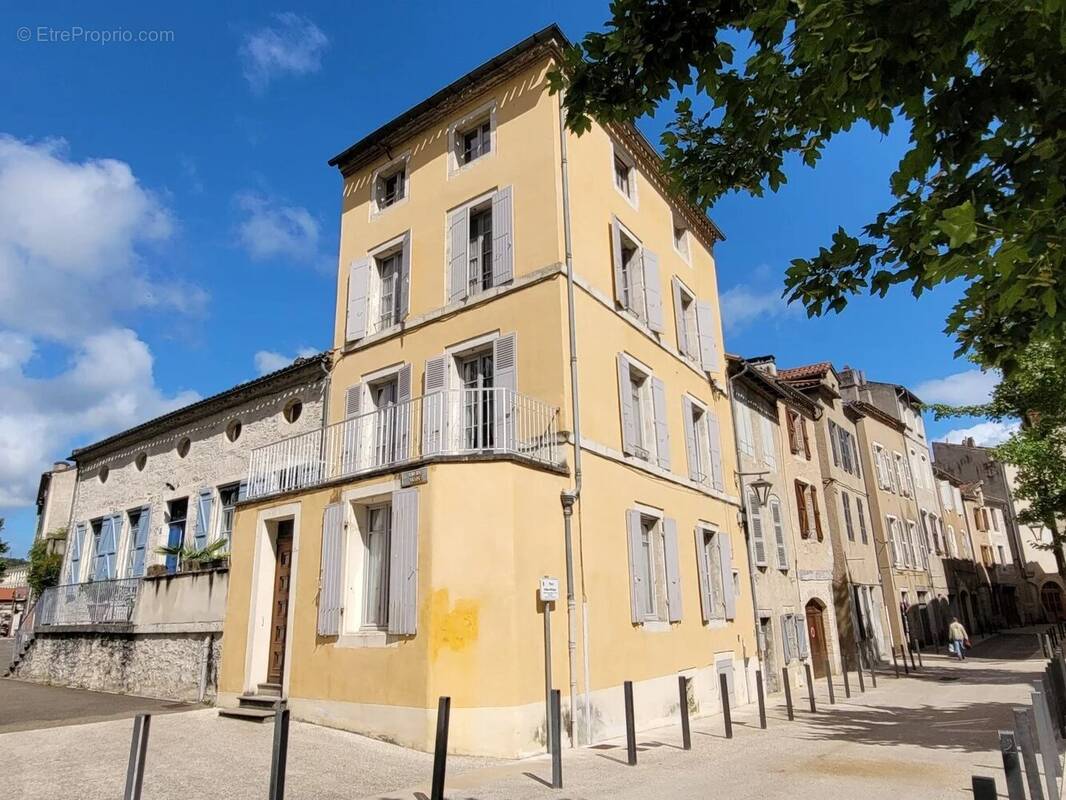 Maison à CAHORS