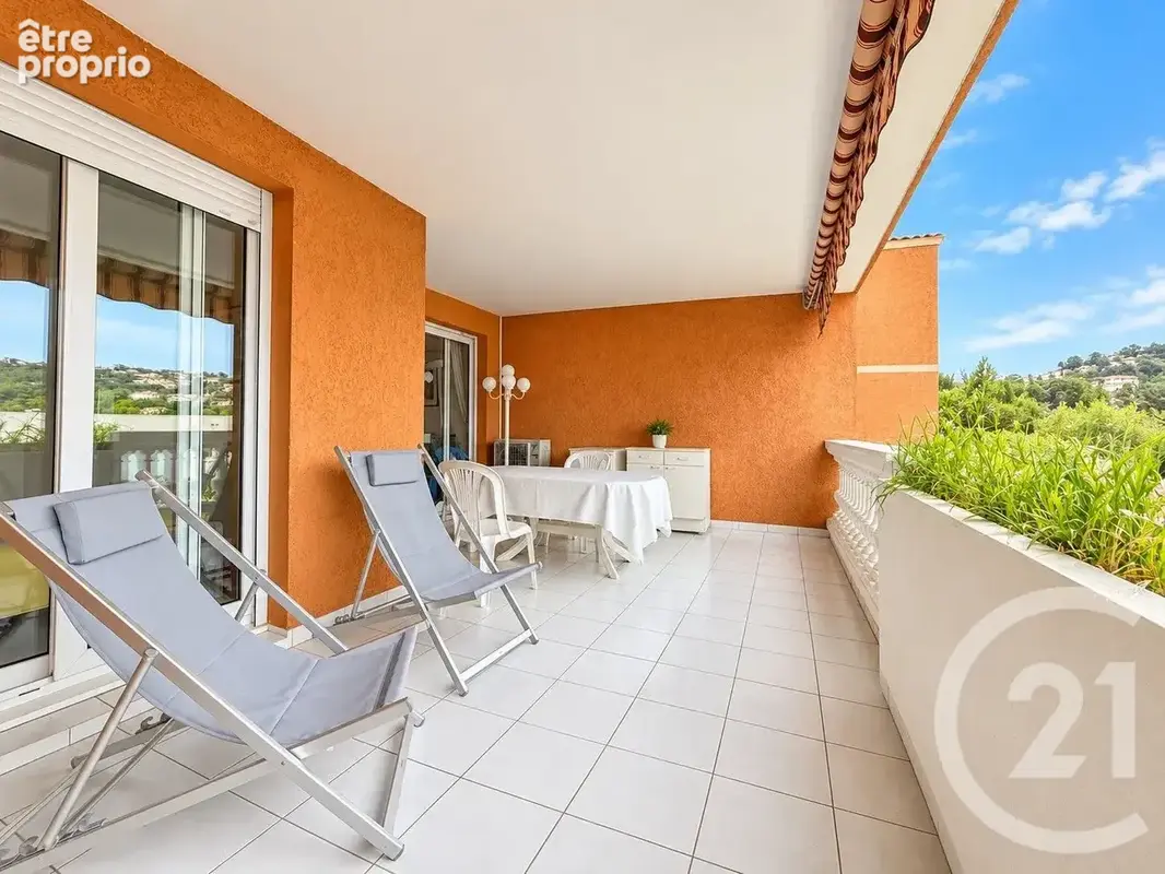 Appartement 3 pièces 39 m² à vendre à Le Lavandou (83980) - photo 2