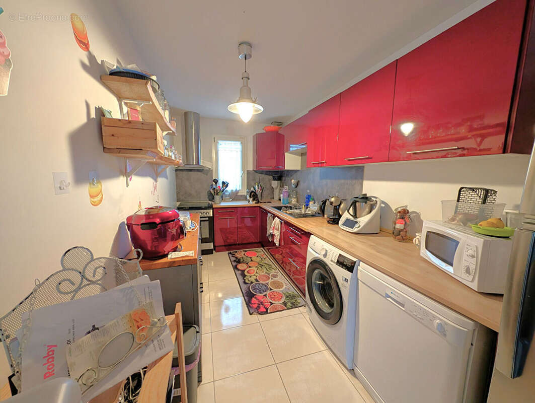 Maison à AILLANT-SUR-THOLON