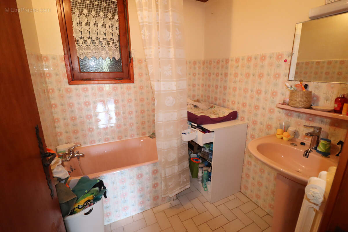 Maison 450 m2 - 4 appartements - photo 55