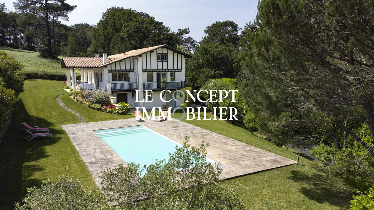 Maison à BASSUSSARRY