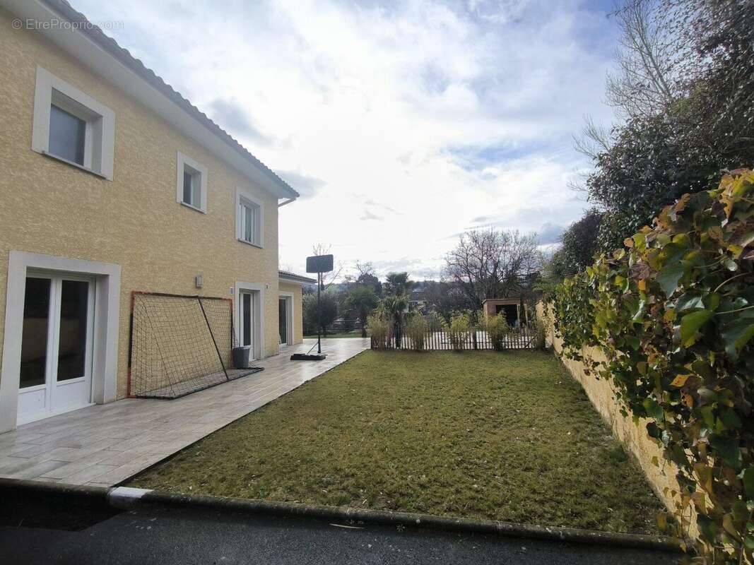 Maison à LA GRAND-CROIX