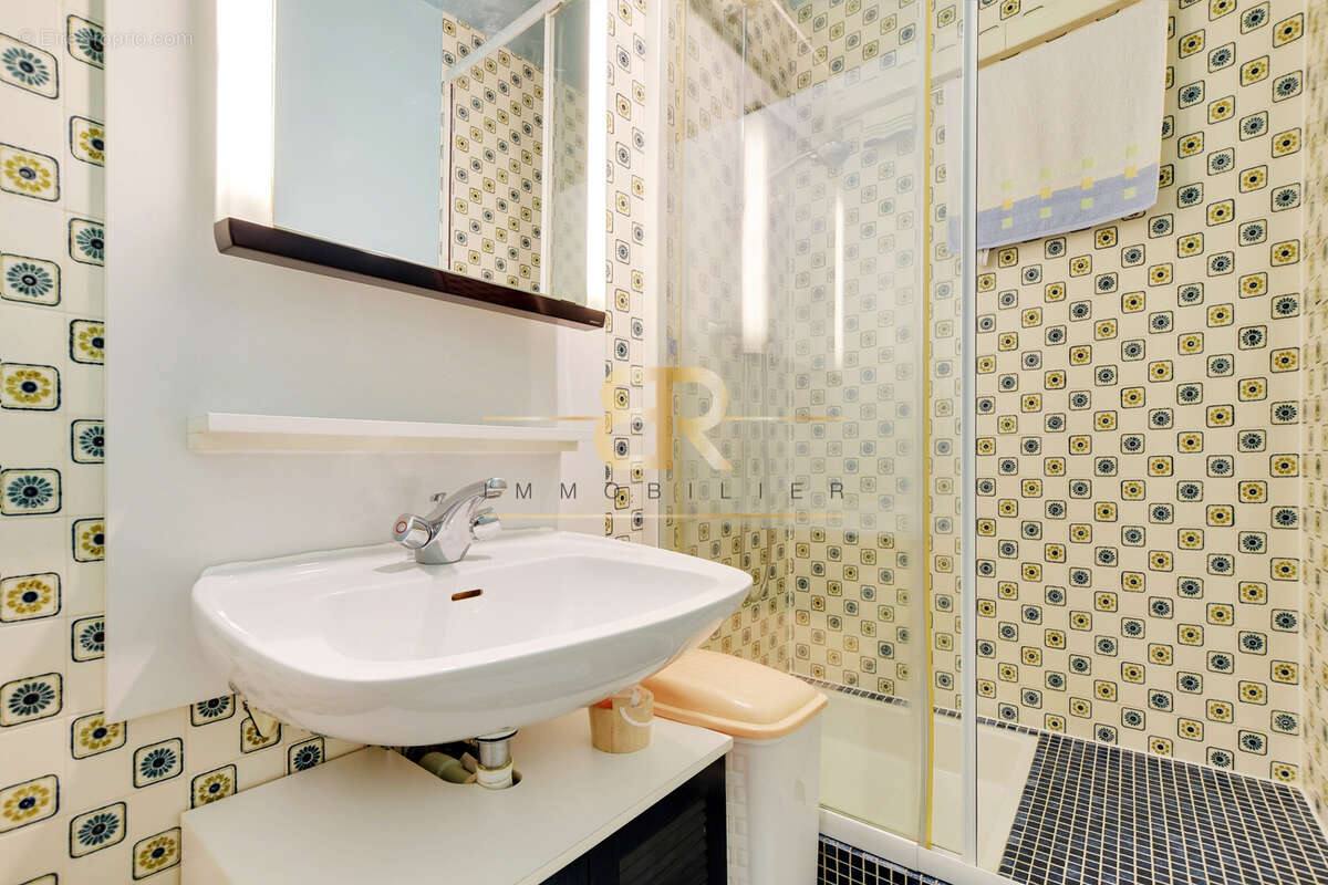 Appartement à PARIS-12E