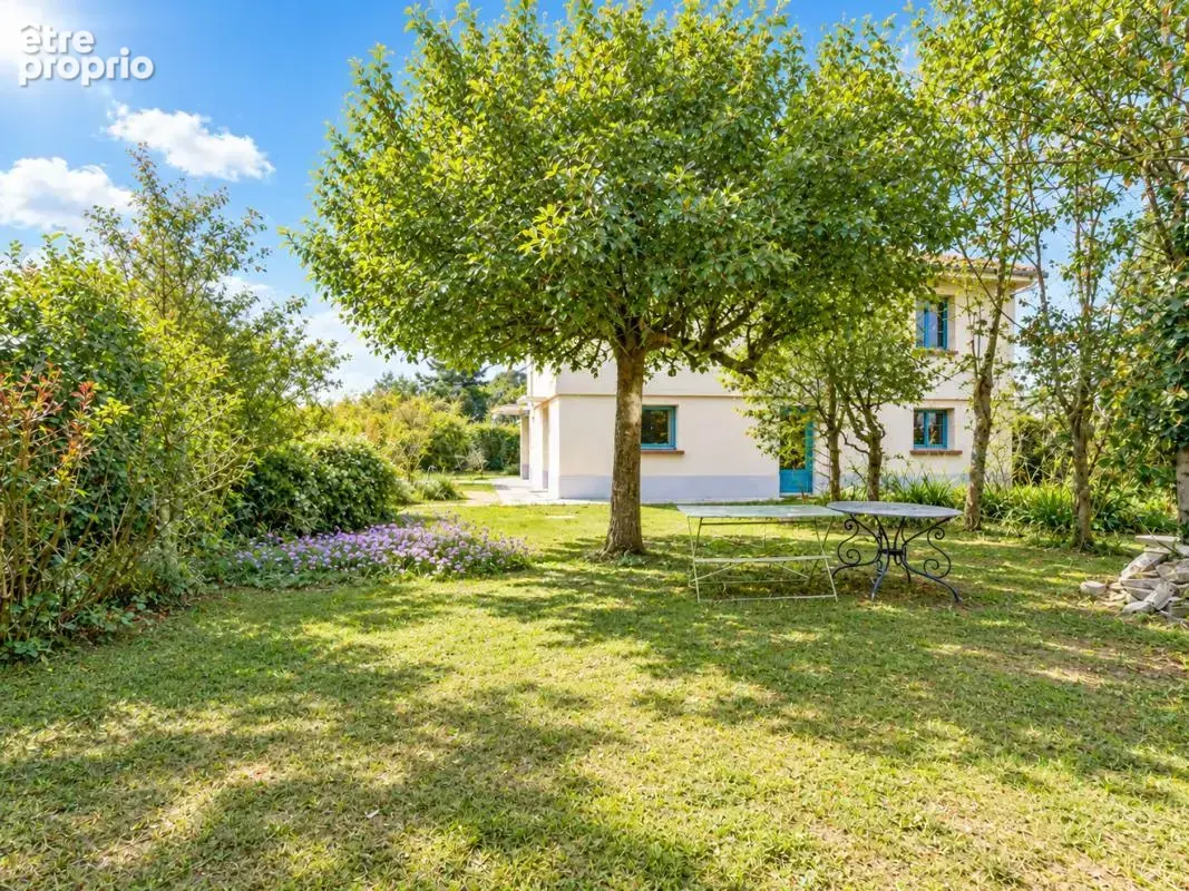 Maison 7 pièces 159 m² à vendre à Bourg-En-Bresse (01000) - photo 4