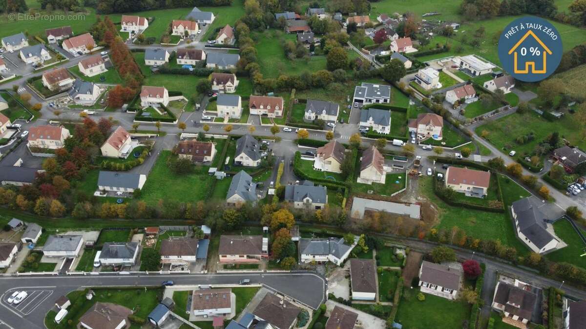 Terrain à LA SELLE-LA-FORGE