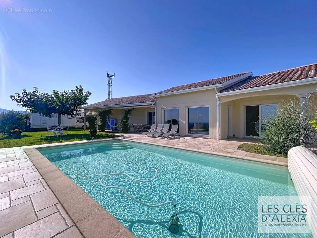 Maison à TUPIN-ET-SEMONS