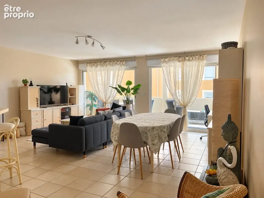 Appartement 4 pièces 95 m² à vendre à Hyeres (83400) - photo 3