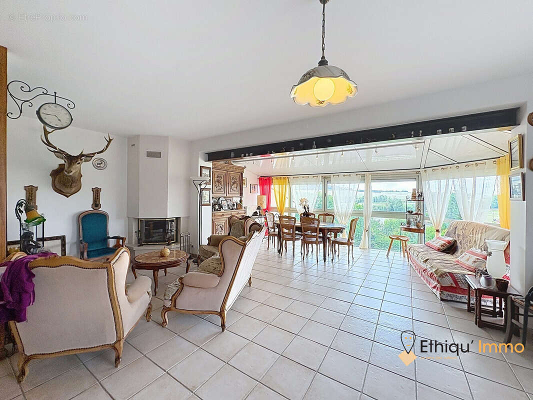 Maison 139 m² à Laferte-Sur-Aube  - photo 4