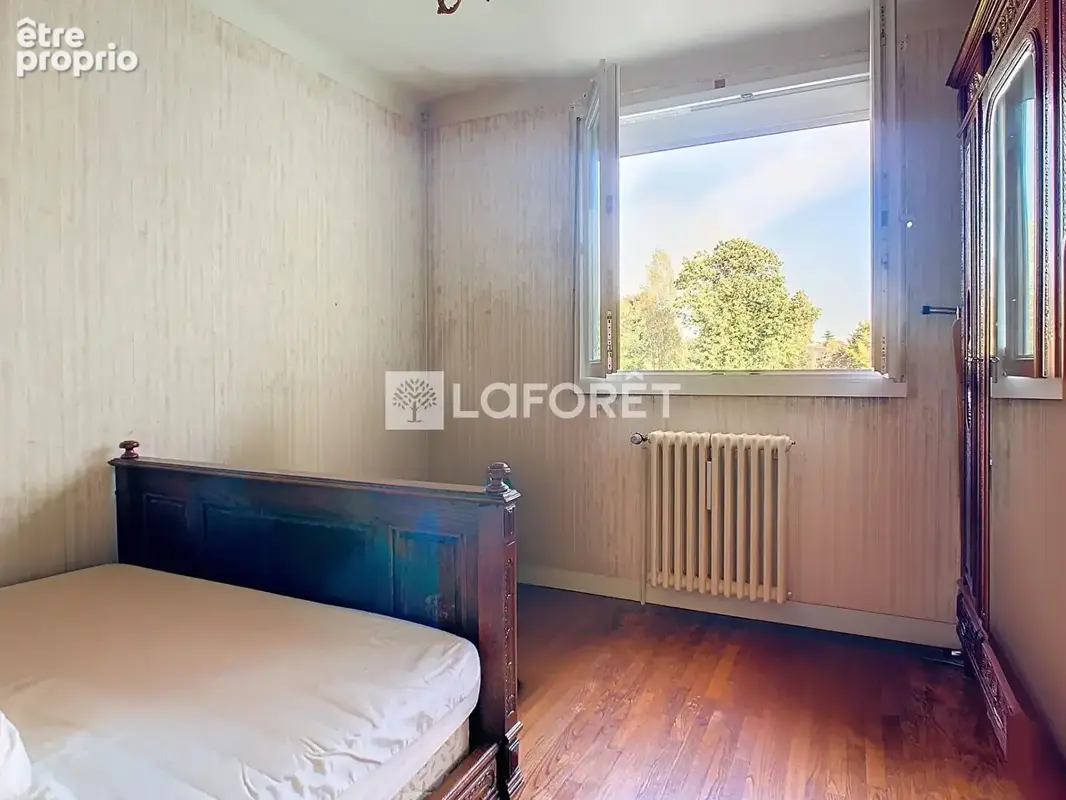 Charmante Maison à Rénover à Chartres de Bretagne ! Parfaite pour une Famille ! - photo 9
